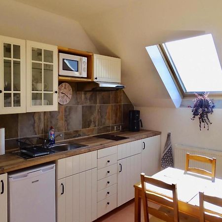 Farmstay Neuendorfkrug, Luetow Lutow Extérieur photo